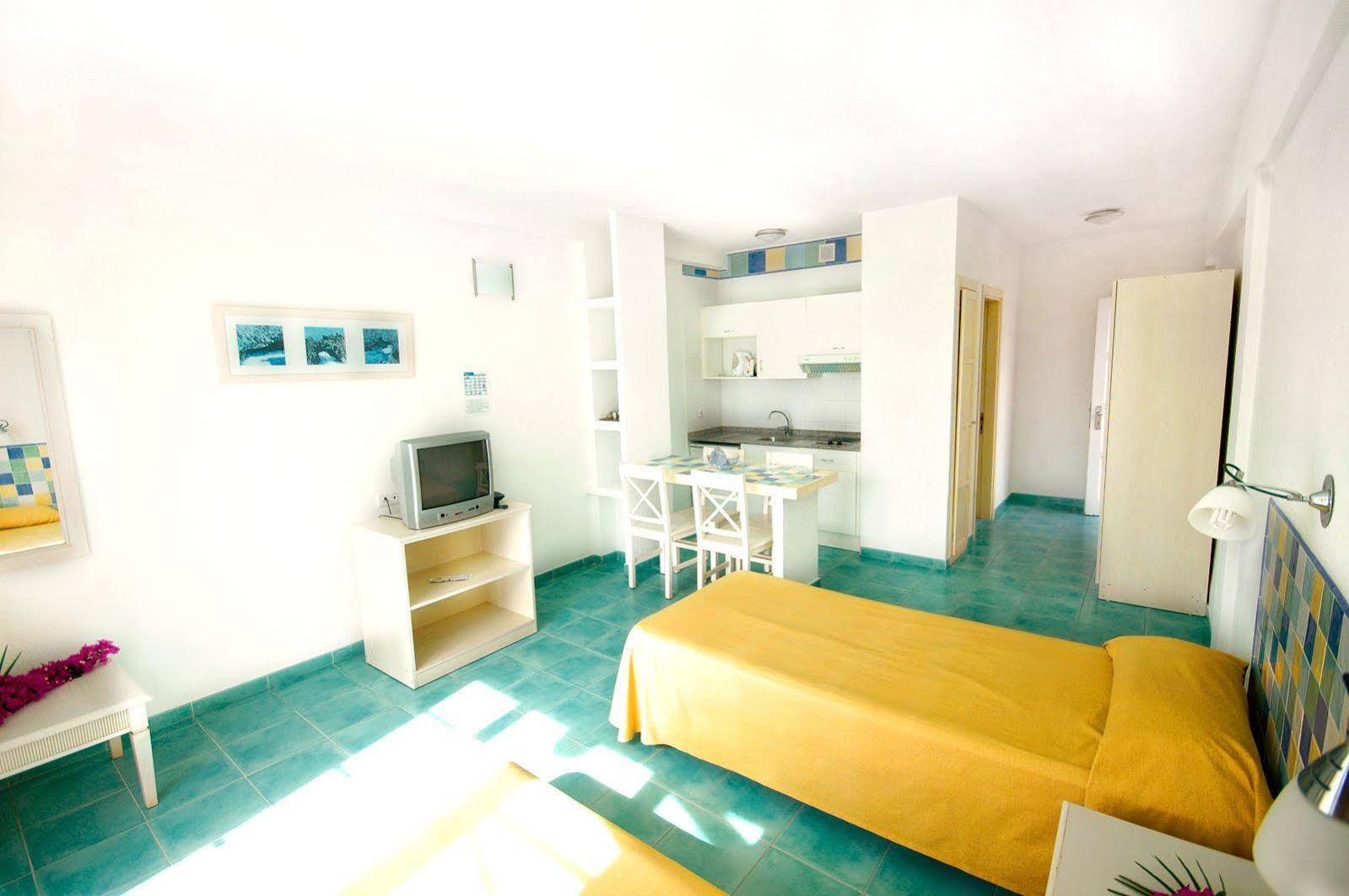 Apartamentos Livvo Morromar Puerto del Carmen  Eksteriør bilde