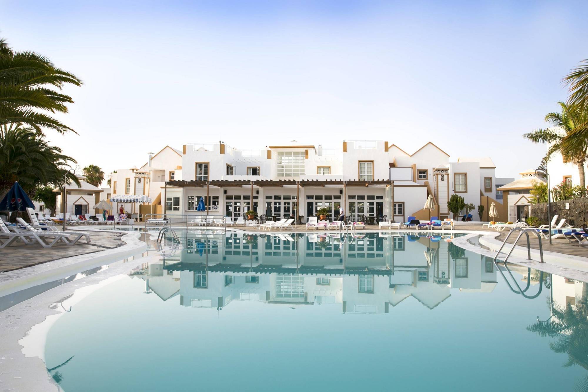 Apartamentos Livvo Morromar Puerto del Carmen  Eksteriør bilde